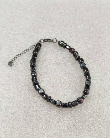 3  βραχιολι αιματητες ροδελες τετραγωνα μακροστενα (1)